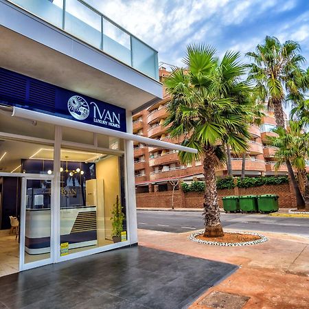 Casa Yarina Ivan Luxury Homes 1ªpta Sur 1ªlinea 奥罗佩萨德尔马 外观 照片
