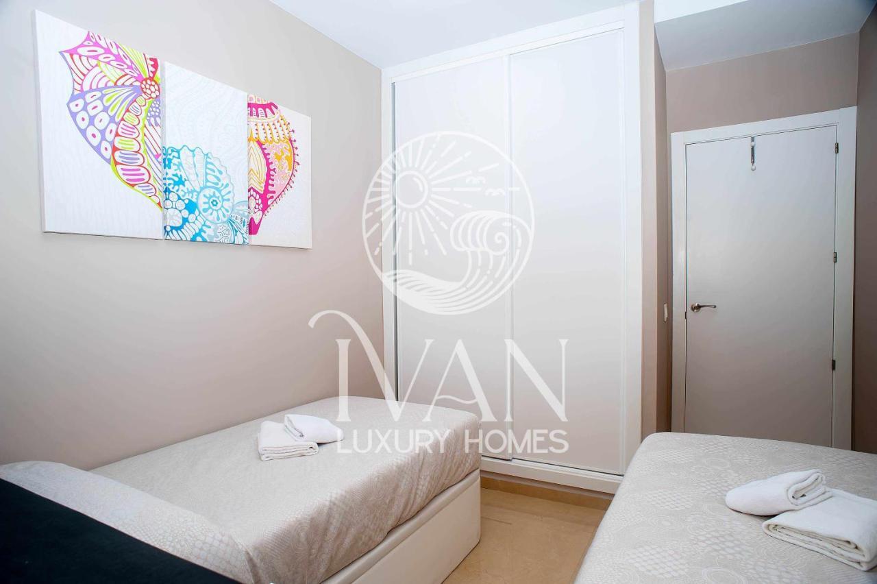 Casa Yarina Ivan Luxury Homes 1ªpta Sur 1ªlinea 奥罗佩萨德尔马 外观 照片