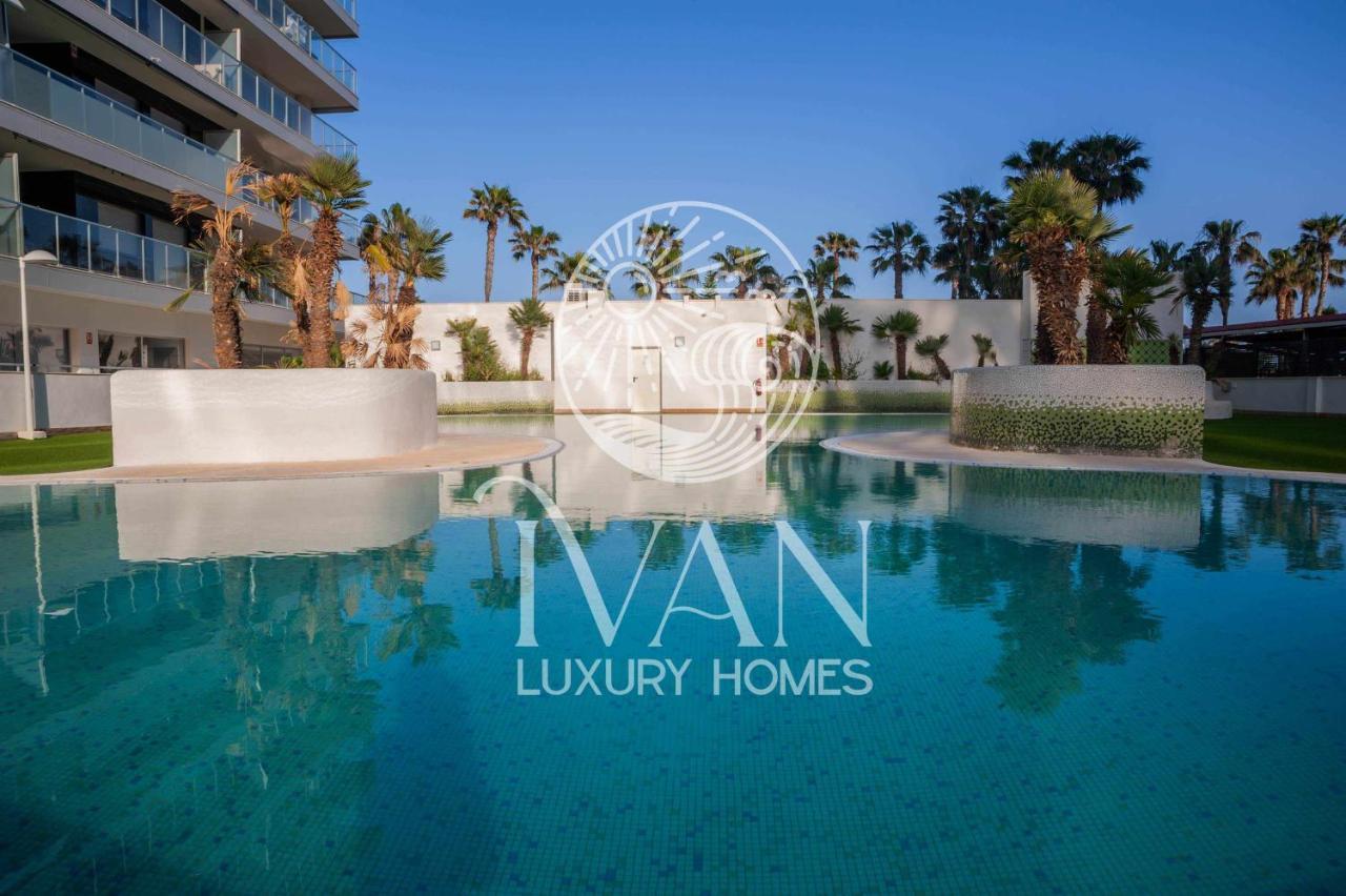 Casa Yarina Ivan Luxury Homes 1ªpta Sur 1ªlinea 奥罗佩萨德尔马 外观 照片