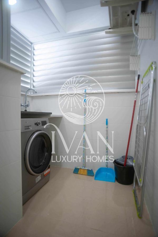 Casa Yarina Ivan Luxury Homes 1ªpta Sur 1ªlinea 奥罗佩萨德尔马 外观 照片