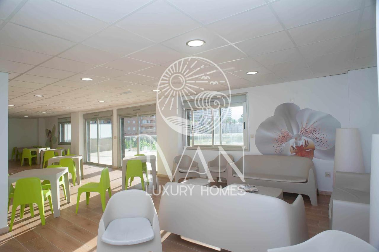 Casa Yarina Ivan Luxury Homes 1ªpta Sur 1ªlinea 奥罗佩萨德尔马 外观 照片