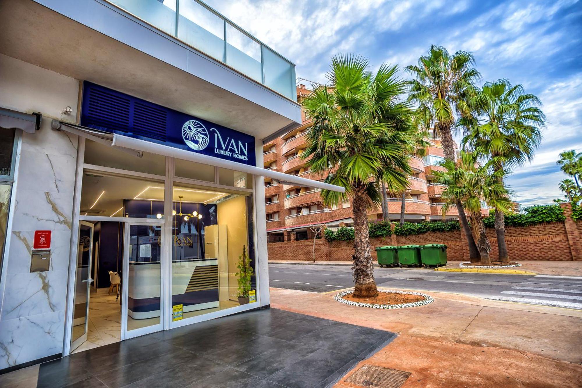 Casa Yarina Ivan Luxury Homes 1ªpta Sur 1ªlinea 奥罗佩萨德尔马 外观 照片
